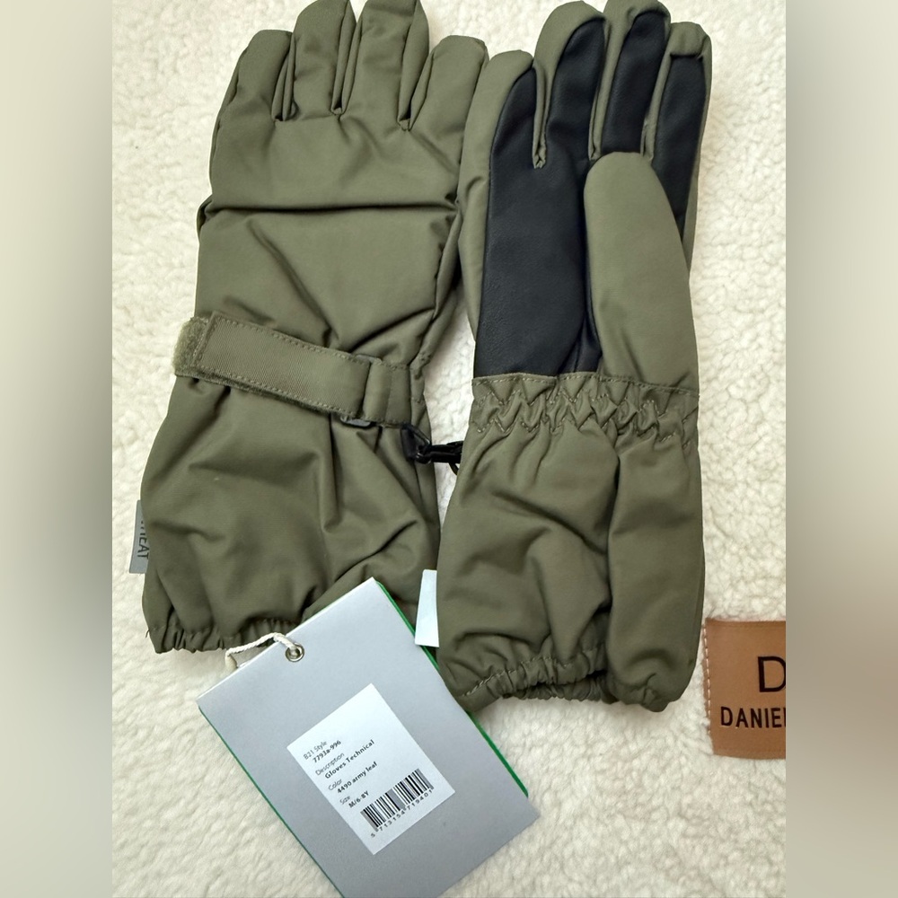 Kids wheat MITTENS TECH snow gloves 6-8Y